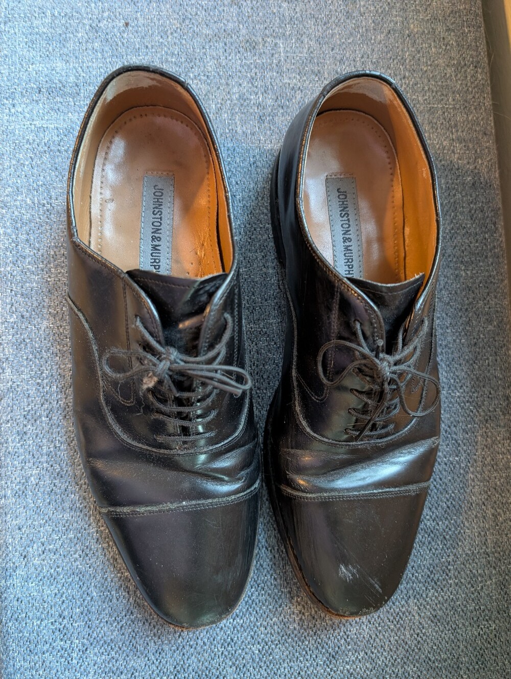 Johnston and Murphy Cap Toe Leather Dress Shoes Size 9.5